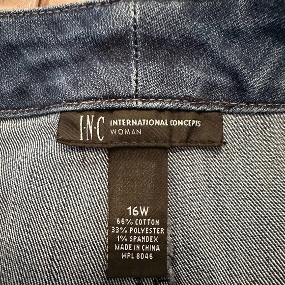 INC - Bootcut jeans, medium wash, size:16W, EUC - Picture 8 of 11